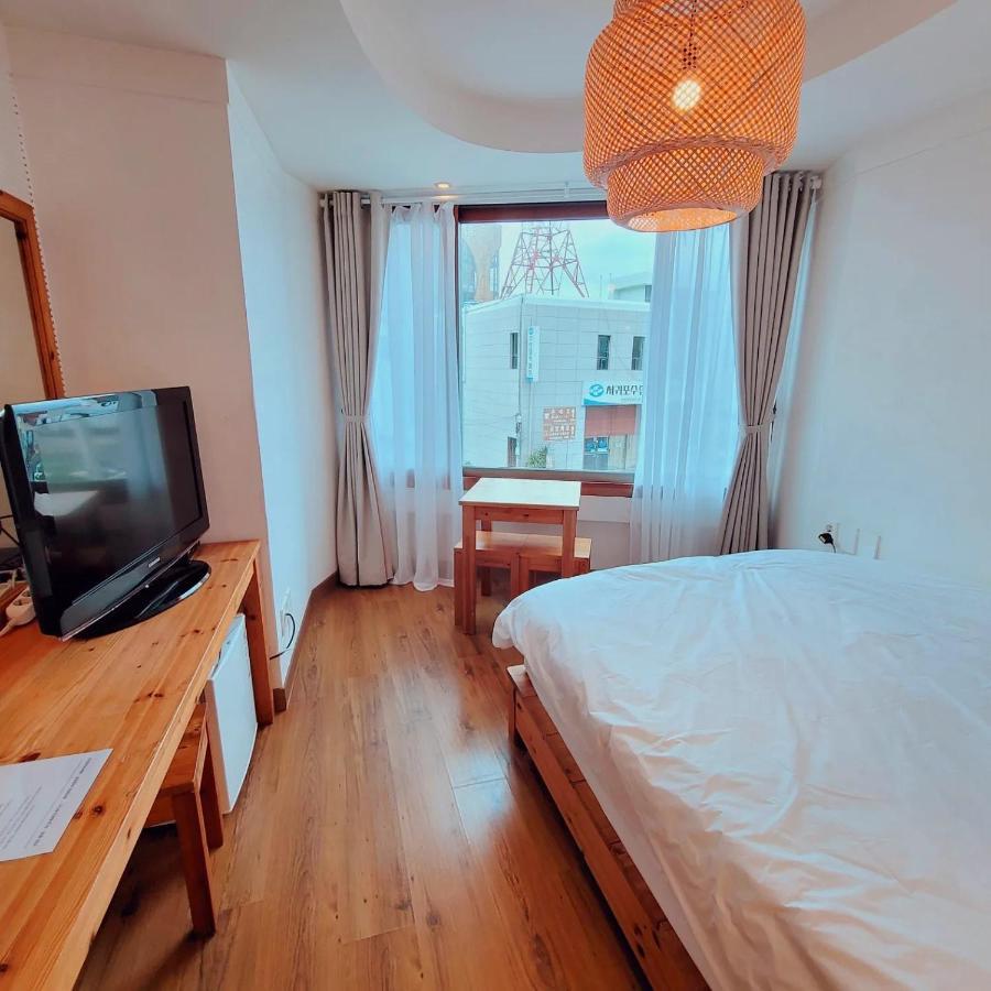 Seogwiporto Villa Exterior foto