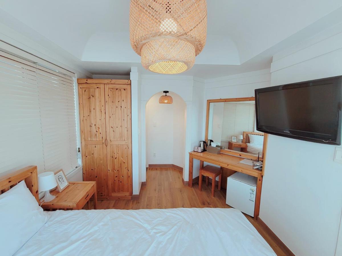 Seogwiporto Villa Exterior foto